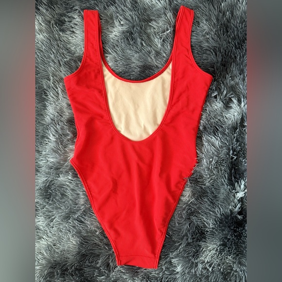 Private Party Swimsuit - Picture 2 of 3